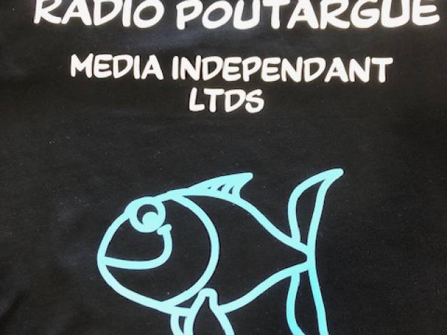 flocage radio poutargue 1.jpg flocage radio poutargue 1.jpg