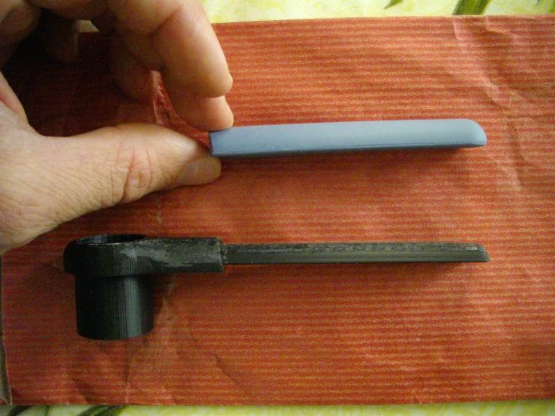 poignetreli2.jpg poignetreli2.jpg